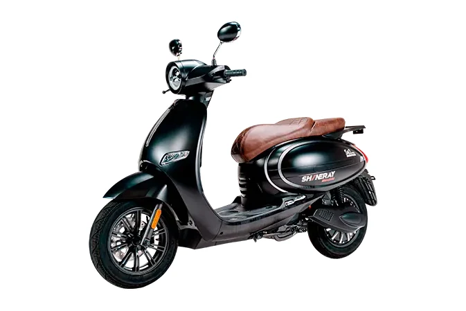 Shineray SE2 preta com banco marrom, scooter elétrica retrô vista em três quartos de frente