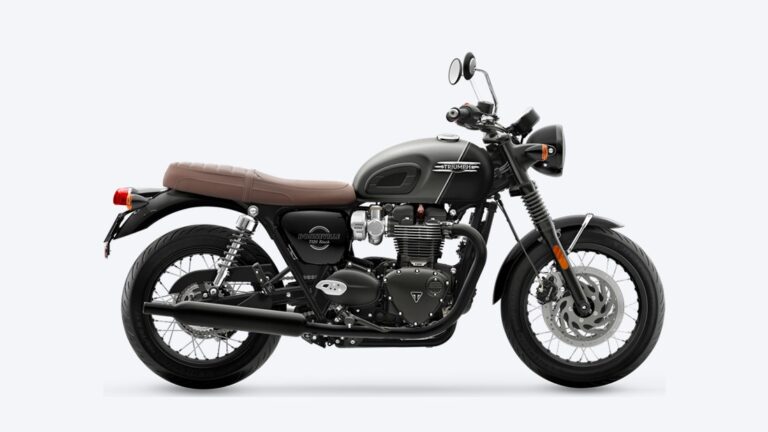Triumph Bonneville T120 Black em foto oficial de divulgação