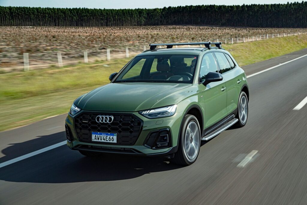 Audi Q5 em foto oficial de divulgação