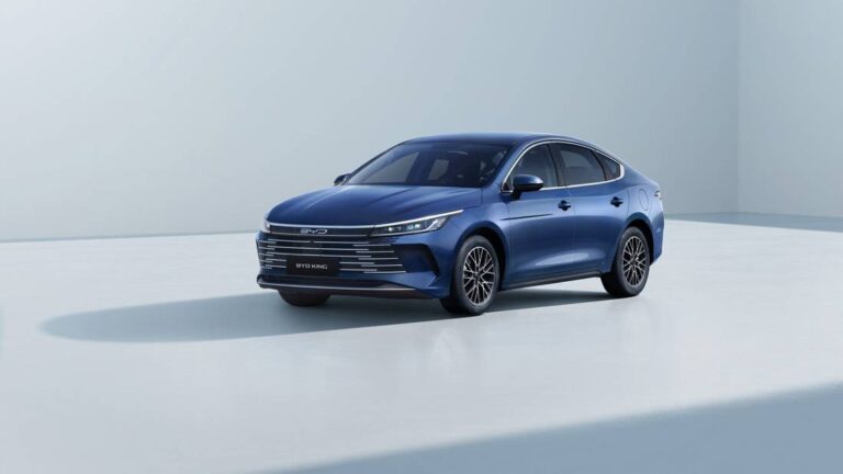 BYD King em foto oficial de divulgação