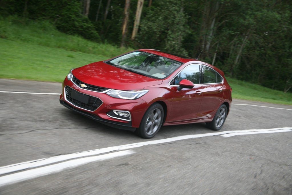 Chevrolet Cruze HB em foto de divulgação