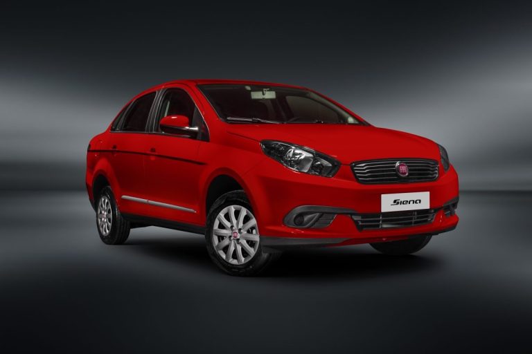 Fiat Grand Siena em foto de divulgação