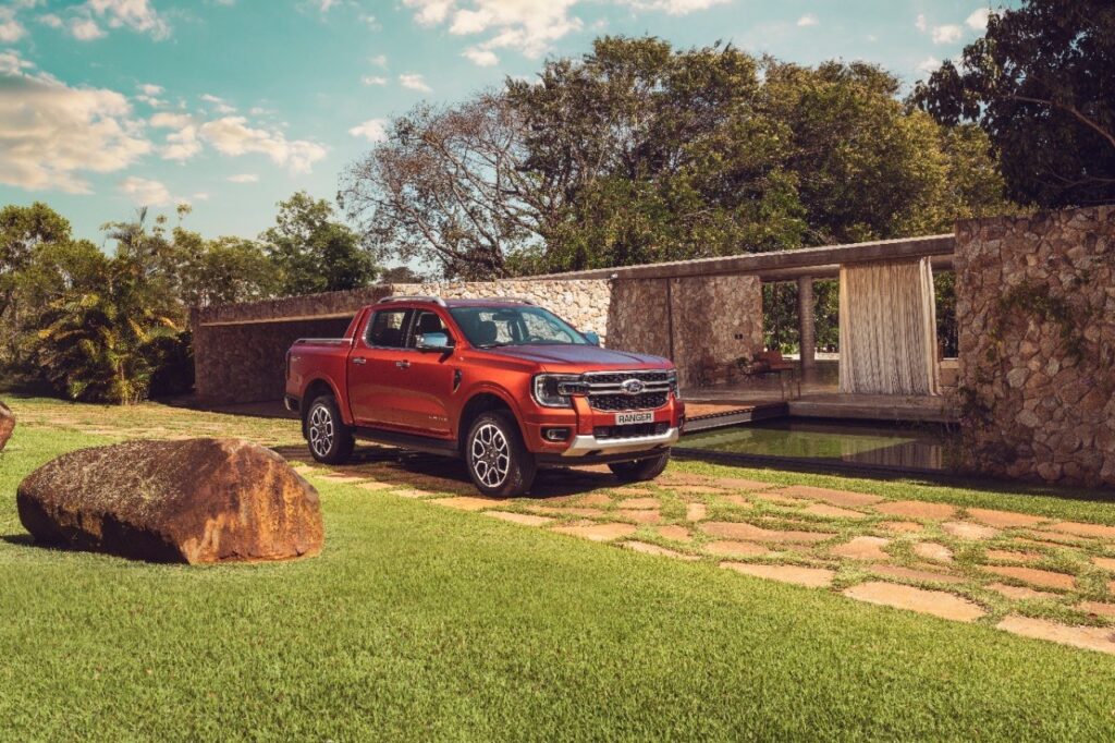 Ford Ranger Limited em foto oficial de divulgação