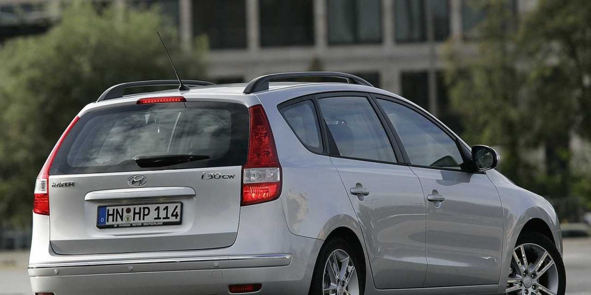 Hyundai i30 CW – vista lateral